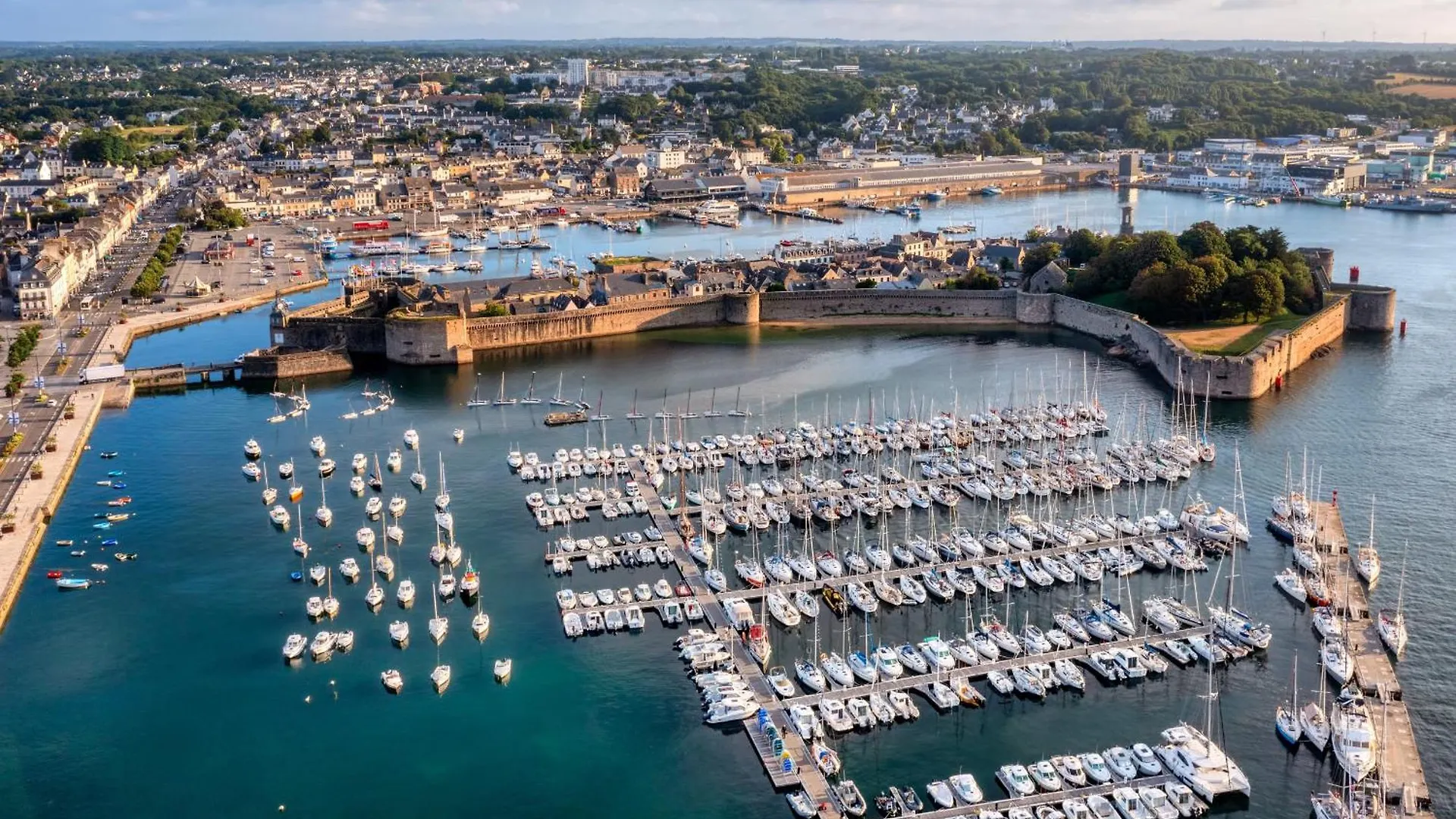 -Litto- Concarneau Avec Terrasse Proche Commerces Francia